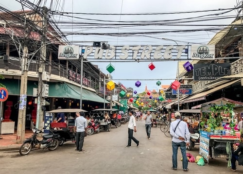 Fabio_s-LifeTour---Cambodia-(2017-July-August)---Siem-Reap-(Angkor)---Entertainment---Pub-Street---18474-cover