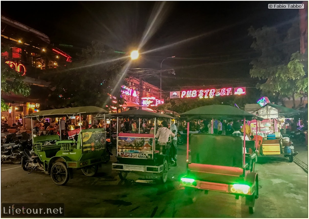 Fabio_s-LifeTour---Cambodia-(2017-July-August)---Siem-Reap-(Angkor)---Entertainment---Pub-Street---18495