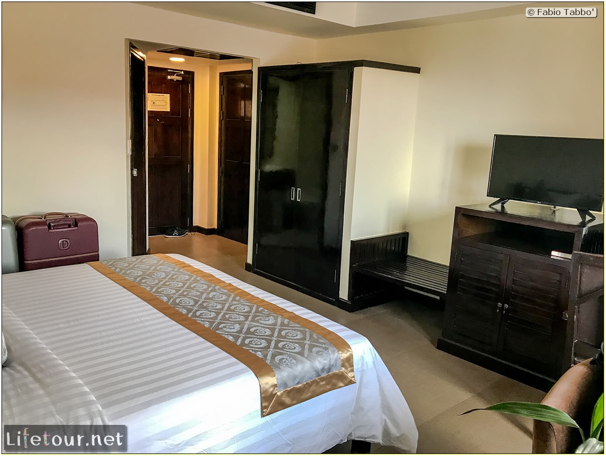 Fabio_s-LifeTour---Cambodia-(2017-July-August)---Siem-Reap-(Angkor)---Hotels---Treasure-Oasis-Hotel---18500