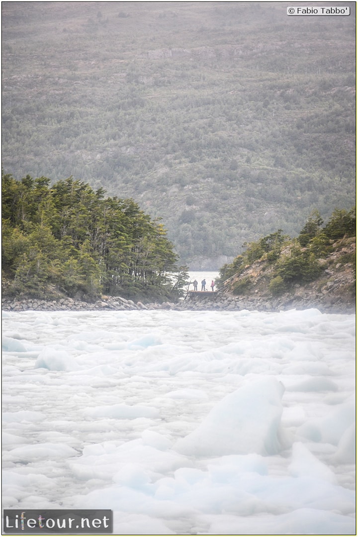 Fabio_s-LifeTour---Chile-(2015-September)---Park-O’higgins-–-glacier-Balmaceda---2--Trekking-to-glacier---8110 cover