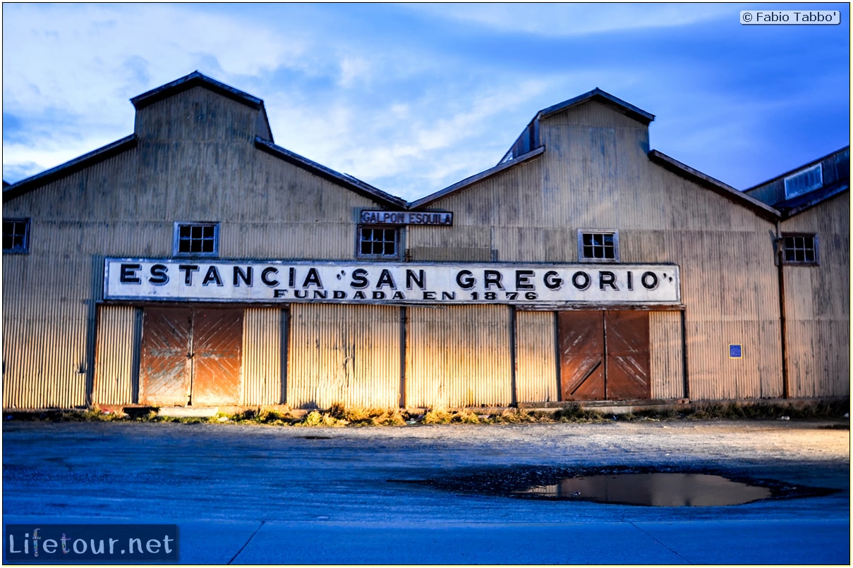 Fabio_s-LifeTour---Chile-(2015-September)---Porvenir---Tierra-del-Fuego---Estancia-San-Gregorio---11920 cover