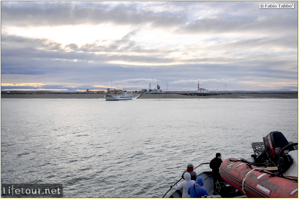 Fabio_s-LifeTour---Chile-(2015-September)---Porvenir---Tierra-del-Fuego---Magellan-Strait---1--Boat-trip---11403