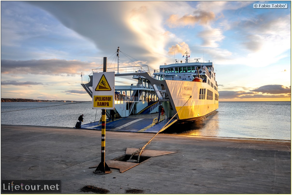 Fabio_s-LifeTour---Chile-(2015-September)---Porvenir---Tierra-del-Fuego---Magellan-Strait---1--Boat-trip---2455