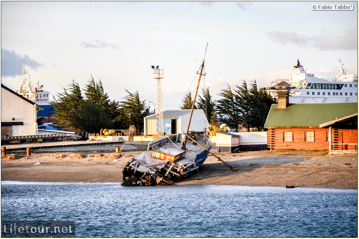 Fabio_s-LifeTour---Chile-(2015-September)---Porvenir---Tierra-del-Fuego---Magellan-Strait---1--Boat-trip---2771