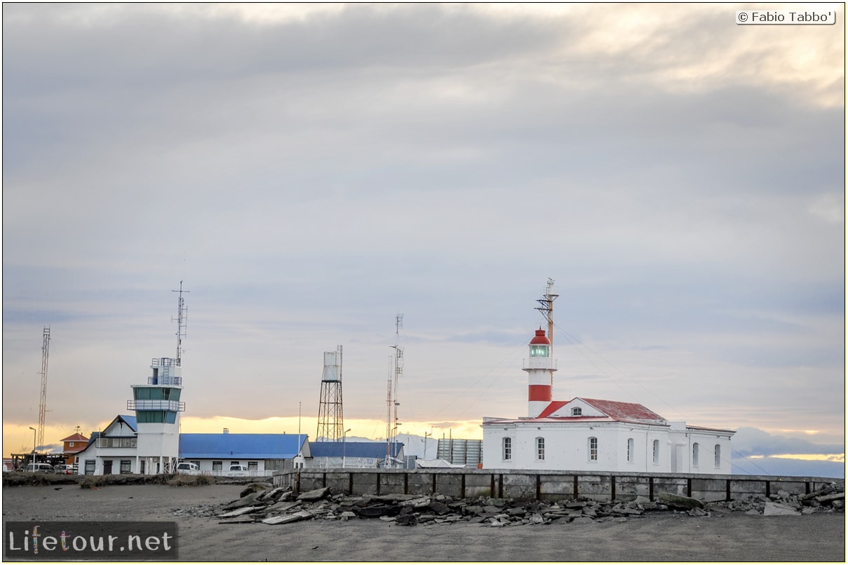Fabio_s-LifeTour---Chile-(2015-September)---Porvenir---Tierra-del-Fuego---Magellan-Strait---2--Punta-Delgada-Lighthouse---11529