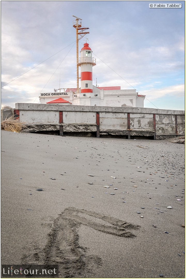 Fabio_s-LifeTour---Chile-(2015-September)---Porvenir---Tierra-del-Fuego---Magellan-Strait---2--Punta-Delgada-Lighthouse---11621