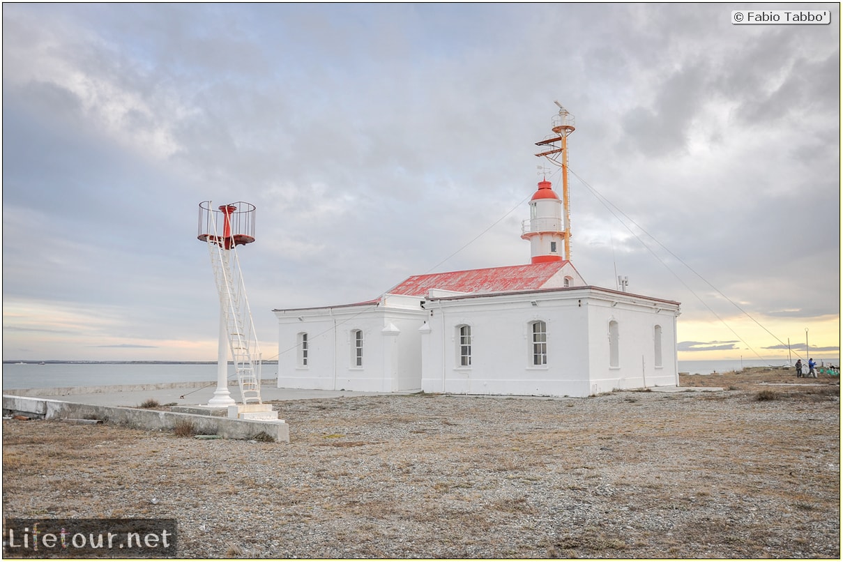 Fabio_s-LifeTour---Chile-(2015-September)---Porvenir---Tierra-del-Fuego---Magellan-Strait---2--Punta-Delgada-Lighthouse---11661