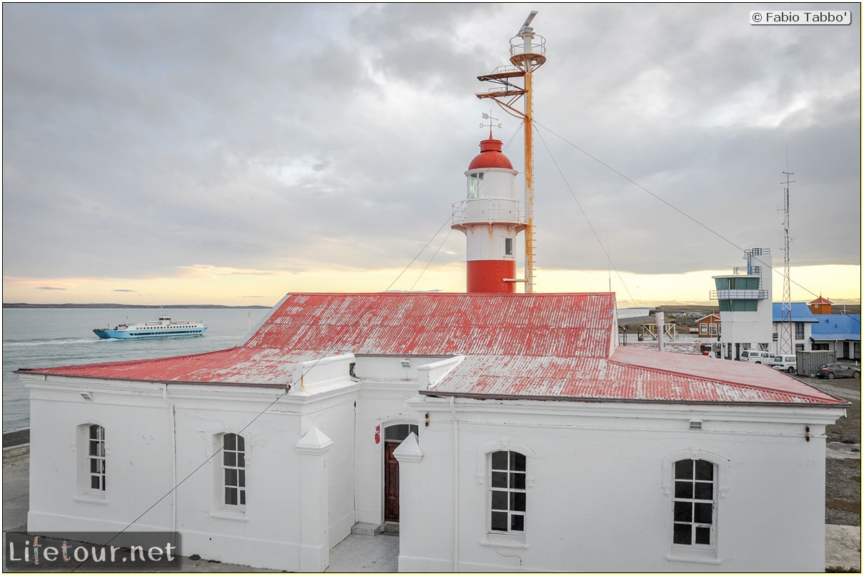 Fabio_s-LifeTour---Chile-(2015-September)---Porvenir---Tierra-del-Fuego---Magellan-Strait---2--Punta-Delgada-Lighthouse---11696