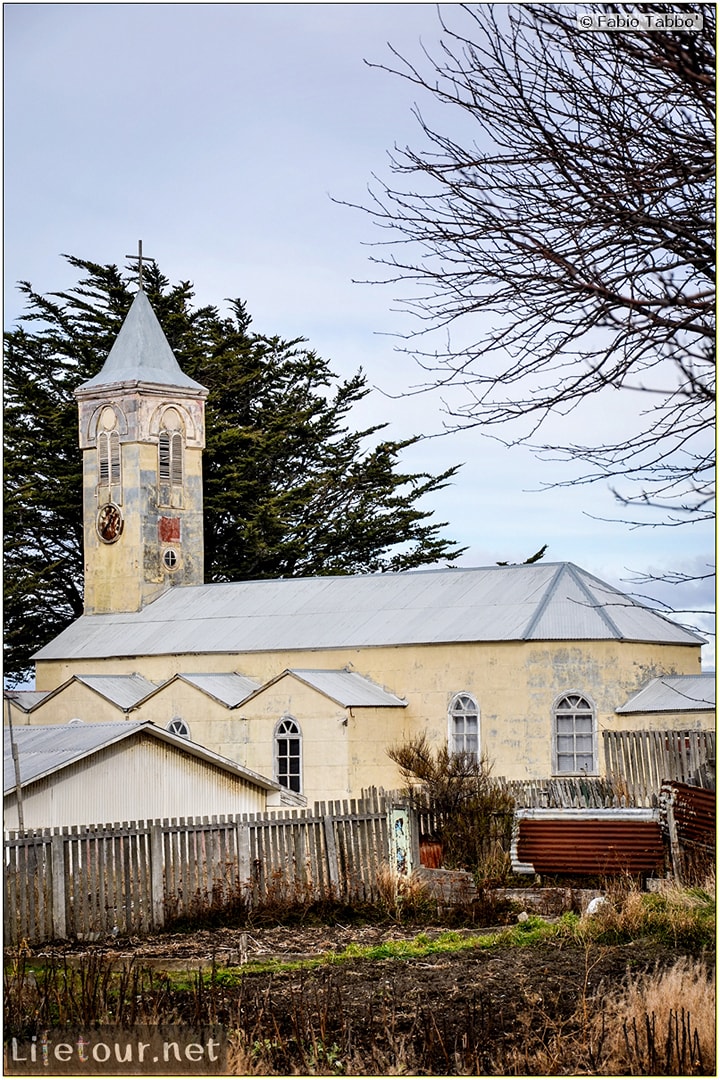 Fabio_s-LifeTour---Chile-(2015-September)---Porvenir---Tierra-del-Fuego---Porvenir-city---Church-San-Francisco-de-Sales---6419