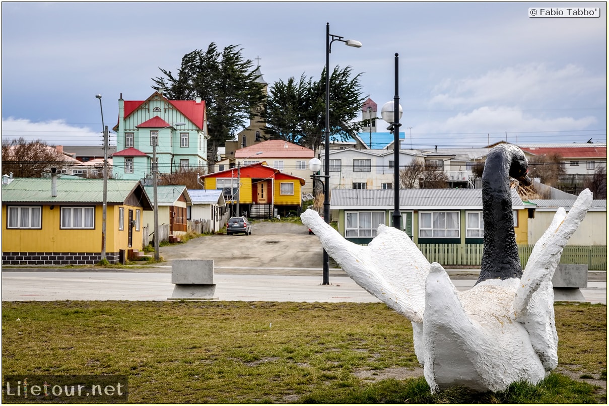 Fabio_s-LifeTour---Chile-(2015-September)---Porvenir---Tierra-del-Fuego---Porvenir-city---Parque-Croata---7139