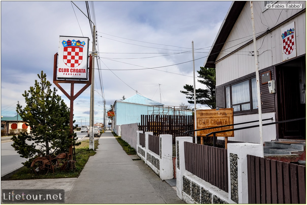 Fabio_s-LifeTour---Chile-(2015-September)---Porvenir---Tierra-del-Fuego---Porvenir-city---Parque-Croata---7250