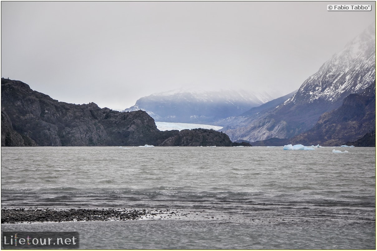 Fabio_s-LifeTour---Chile-(2015-September)---Torres-del-Paine---Glacier-Gray---12386