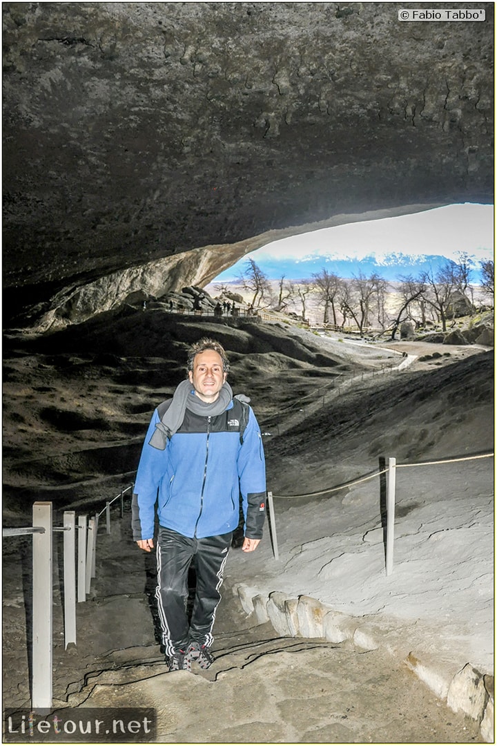 Fabio_s-LifeTour---Chile-(2015-September)---Torres-del-Paine---Milodon-Cave---6959