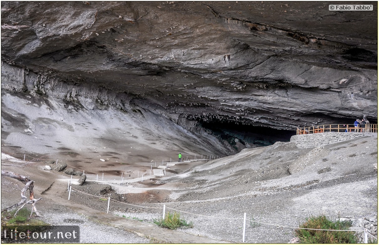 Fabio_s-LifeTour---Chile-(2015-September)---Torres-del-Paine---Milodon-Cave---7312