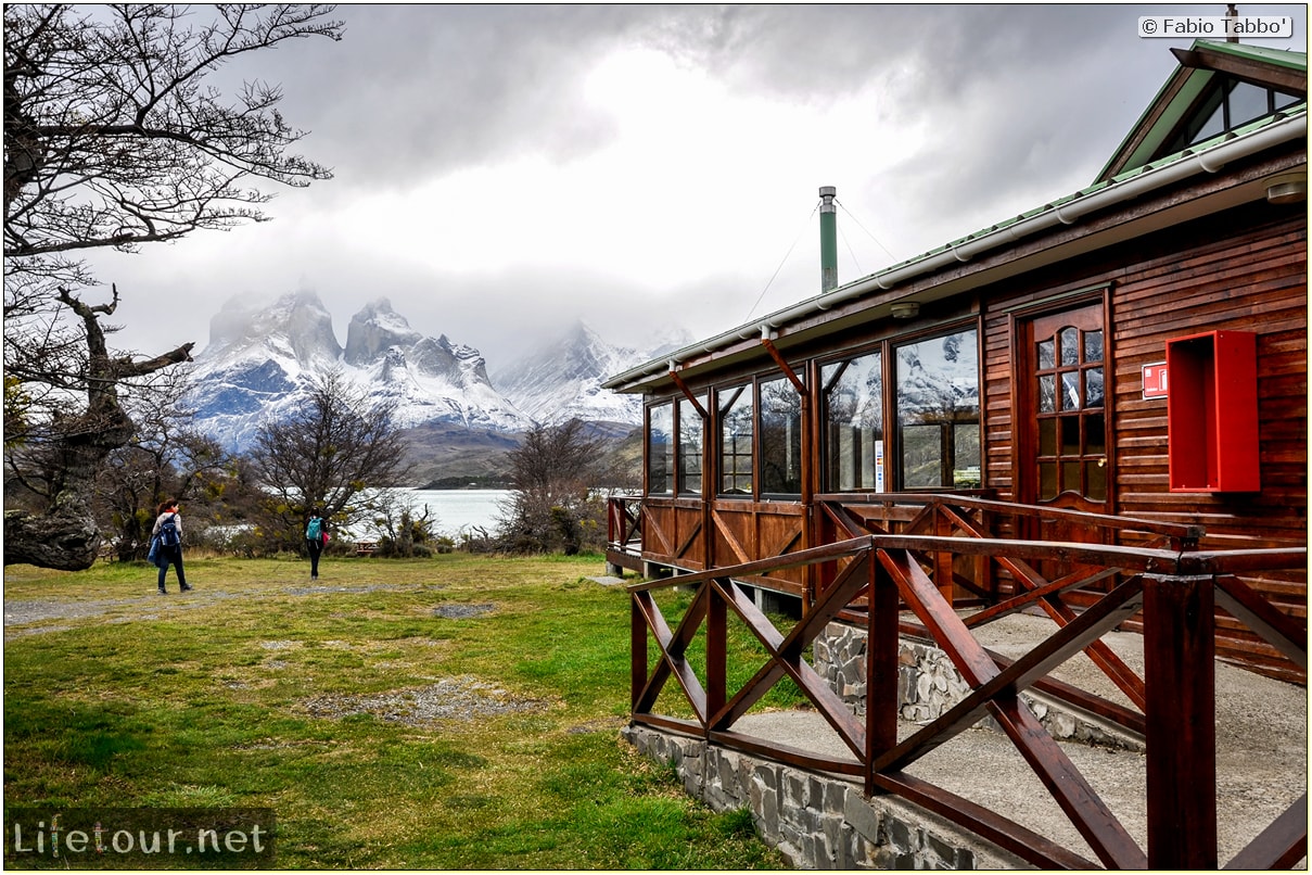 Fabio_s-LifeTour---Chile-(2015-September)---Torres-del-Paine---Serrano-river-tourist-village---12121