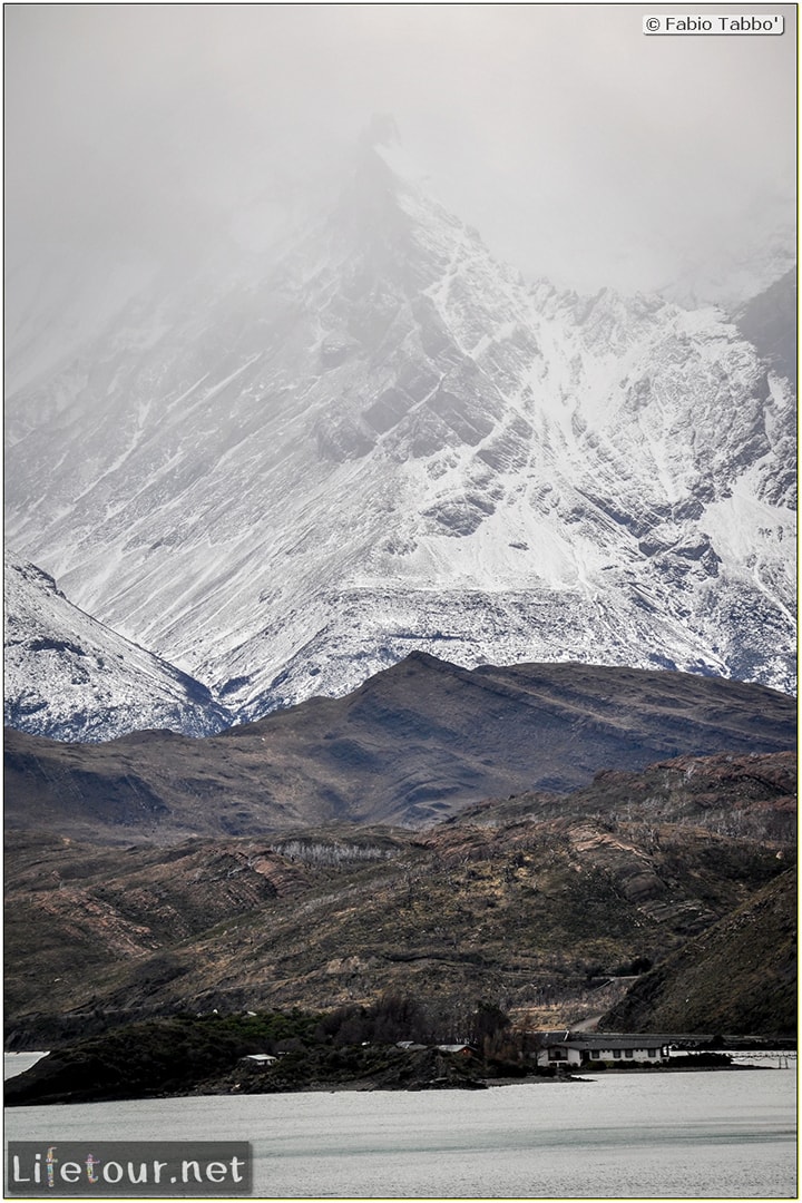 Fabio_s-LifeTour---Chile-(2015-September)---Torres-del-Paine---Serrano-river-tourist-village---12153