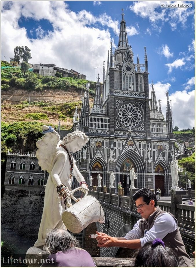 Fabio_s-LifeTour---Colombia-(2015-January-February)---Ipiales---Las-Lajas-sanctuary---Outside-views---6659 COVER