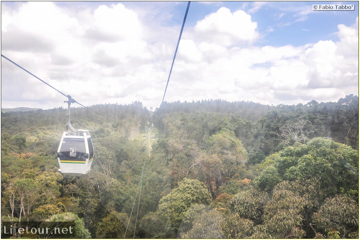 Fabio_s-LifeTour---Colombia-(2015-January-February)---Medellin---Cable-Car-Arvi---3791