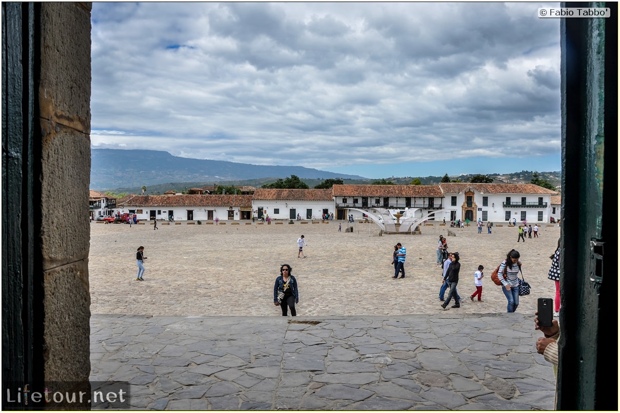 Fabio_s-LifeTour---Colombia-(2015-January-February)---Villa-de-Leyva---Plaza-Mayor---2667