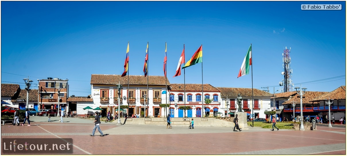 Fabio_s-LifeTour---Colombia-(2015-January-February)---Zipaquira_---Parque-Principal-_-Iglesia-Zipaquira---3016