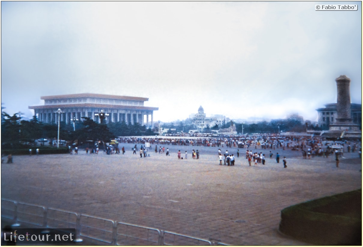 Fabio's LifeTour - China (1993-1997 and 2014) - Beijing (1993-1997 and 2014) - Tourism - Tienanmen Square (1993) - 12742