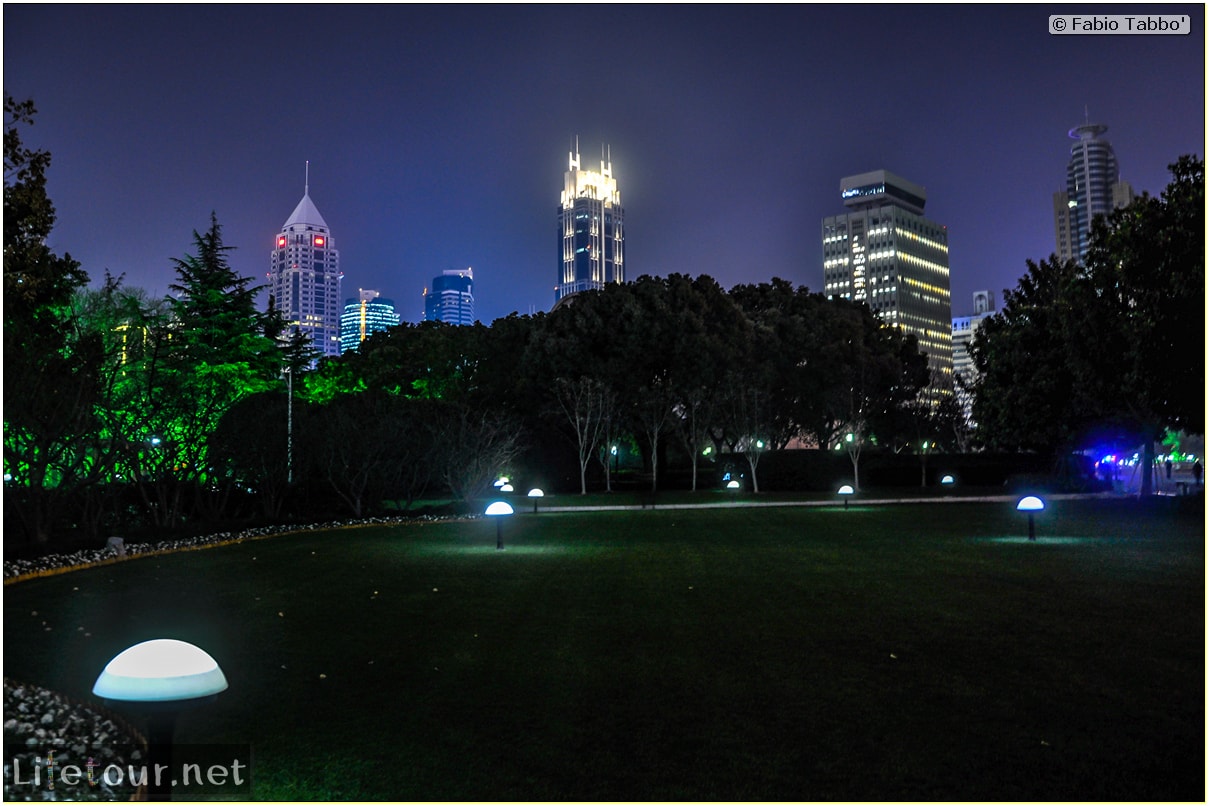 Fabio's LifeTour - China (1993-1997 and 2014) - Shanghai (1993 and 2014) - Tourism - People's Square - 11145