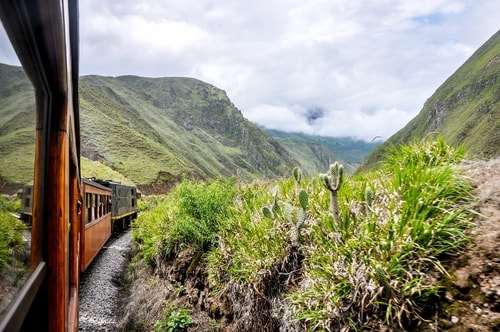 Fabio_s-LifeTour---Ecuador-(2015-February)---Alausi---El-Nariz-del-Diablo-(steam-train-ride)---12195 COVER