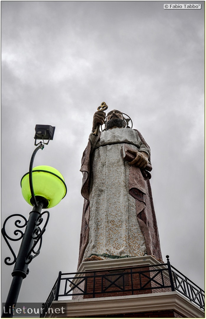 Fabio_s-LifeTour---Ecuador-(2015-February)---Alausi---San-Pedro-statue-and-mirador---11995 COVER