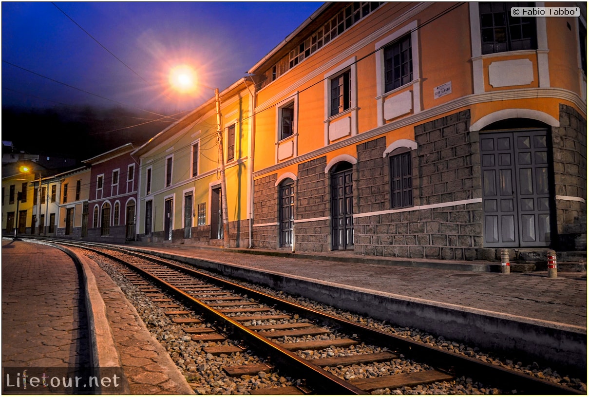 Fabio_s-LifeTour---Ecuador-(2015-February)---Alausi---Train-station-(Ferrocarriles-Ecuatorianos)---12084 COVER