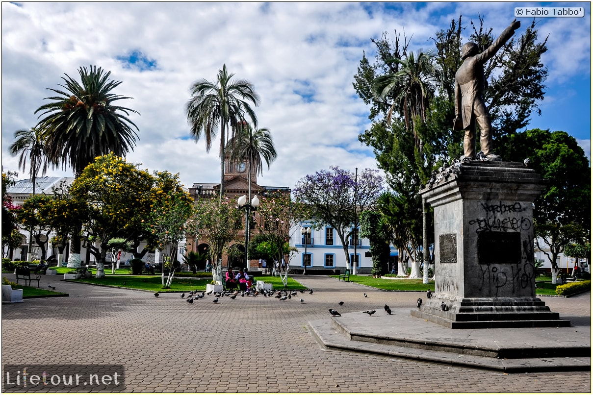 Fabio_s-LifeTour---Ecuador-(2015-February)---Ibarra---Parque-Pedro-Moncayo---10573