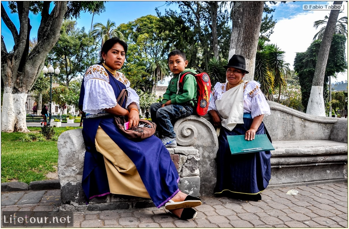 Fabio_s-LifeTour---Ecuador-(2015-February)---Ibarra---Parque-Pedro-Moncayo---10906 COVER