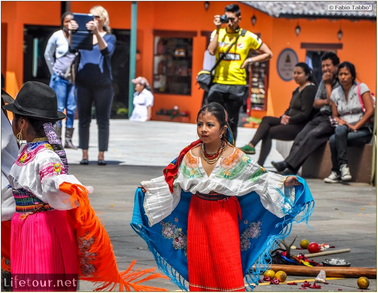 Fabio_s-LifeTour---Ecuador-(2015-February)---Mitad-del-mundo---Dance-show---10786 COVER