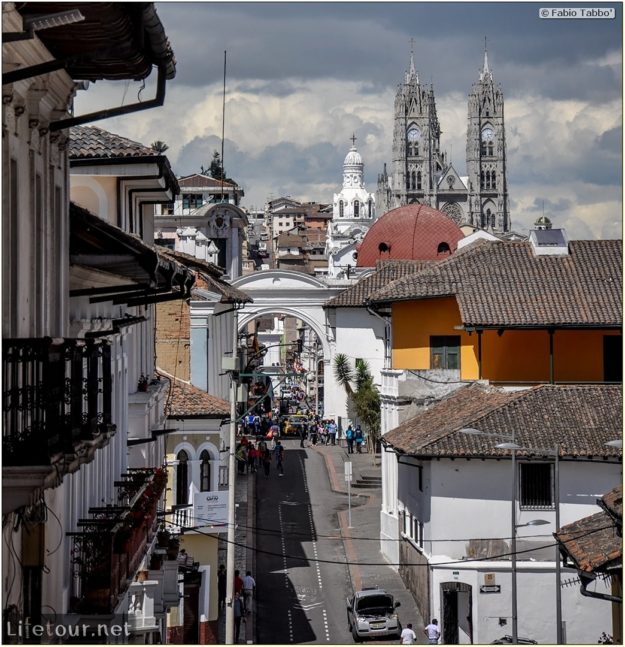 Fabio_s-LifeTour---Ecuador-(2015-February)---Quito---Plaza-Grande-(Independence-Square)---5485