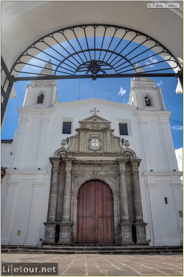 Fabio_s-LifeTour---Ecuador-(2015-February)---Quito---Plaza-Grande-(Independence-Square)---5760