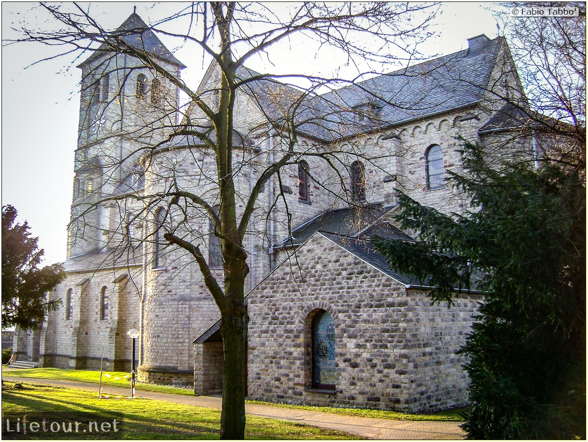 Fabio's LifeTour - Germany (2009 January) - Uckerath (Hennef) - Ev. Kirchengemeinde (Evangelical Church) - 15987