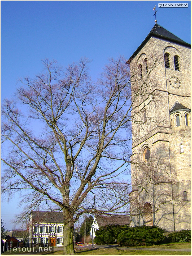 Fabio's LifeTour - Germany (2009 January) - Uckerath (Hennef) - Ev. Kirchengemeinde (Evangelical Church) - 16017