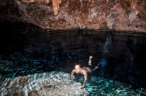 Dominican rep-Bayahibe-Sendero-Padre-Nuestro-Cueva-de-Chicho-II-Swimming-in-underground-cave-1084 COVER
