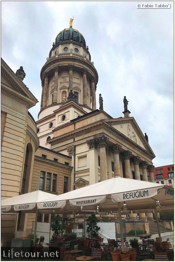 Germany-Tourism-Gendarmenmarkt-16