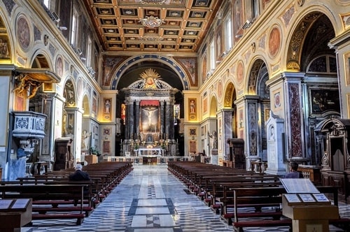 Italy-Rome-Centro-Storico-Chiesa-San-Lorenzo-in-Lucina-440 COVER