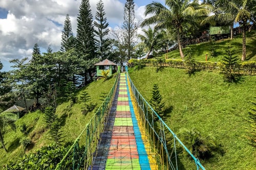 Philippines-Cebu-Island-Balamban-JVR-Island-in-the-Sky-Suspension-bridge-16108 COVER