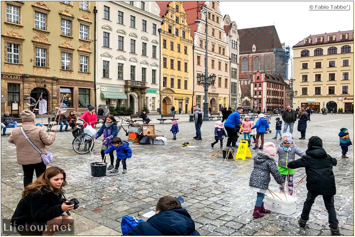 Poland-Wroclaw 2019 03-Rynek (Old Town)-20