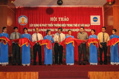 Vietnam -Binh Thuan-UNIDO Workshops-18198 COVER